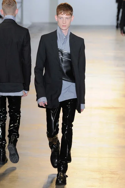 Look 34